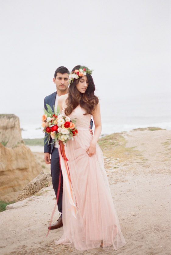 Blush and Poppy Wedding Inspiration - www.theperfectpalette.com - Color Ideas for Weddings + Parties