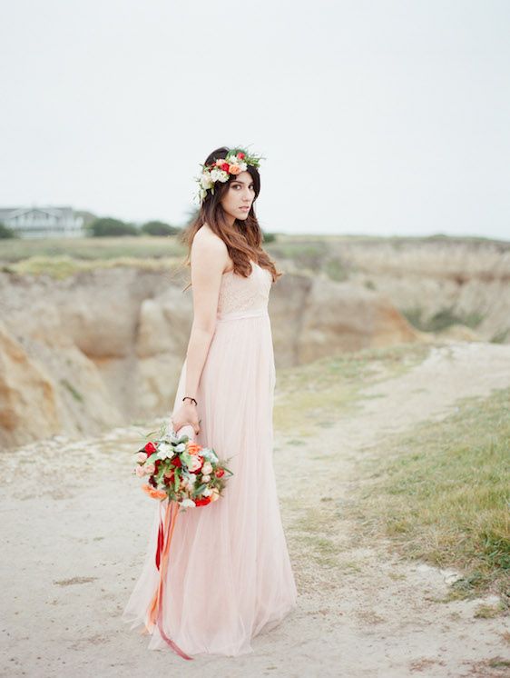 Blush and Poppy Wedding Inspiration - www.theperfectpalette.com - Color Ideas for Weddings + Parties