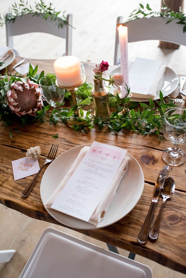  Bohemian Romance Meets Barn Wood Inspiration