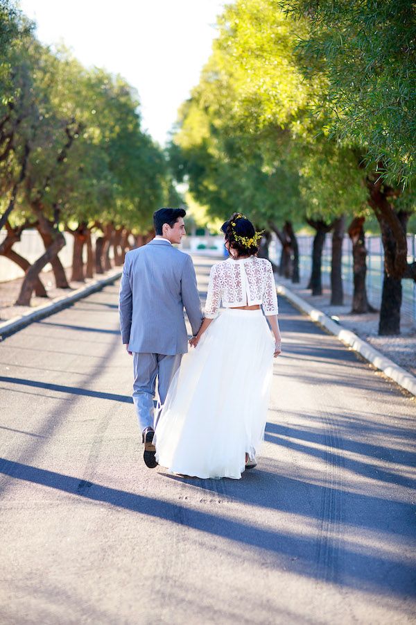  A Modern Meets Vintage Elopement in Yellow and Gray