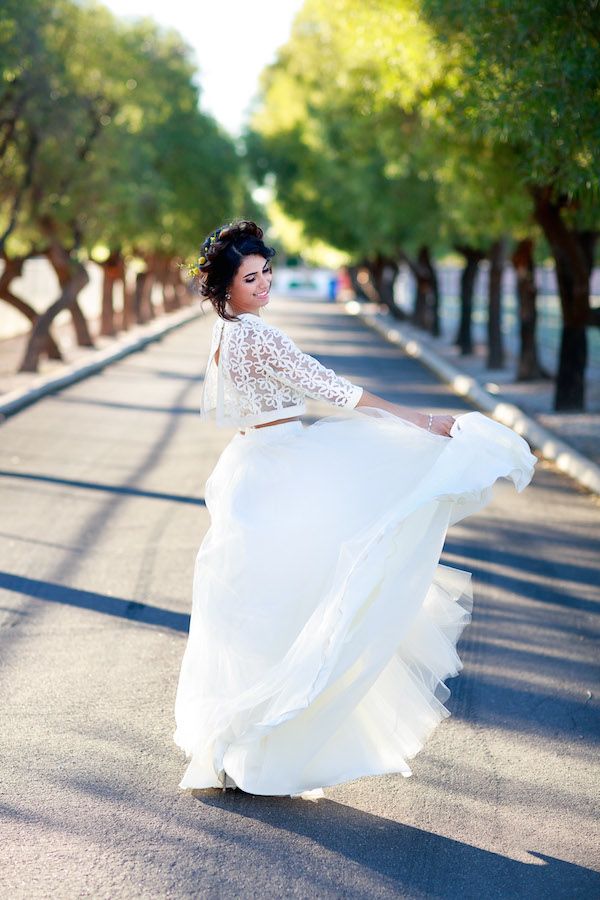  A Modern Meets Vintage Elopement in Yellow and Gray