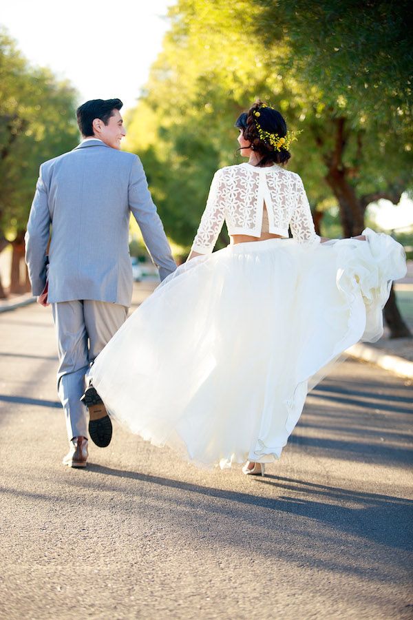  A Modern Meets Vintage Elopement in Yellow and Gray