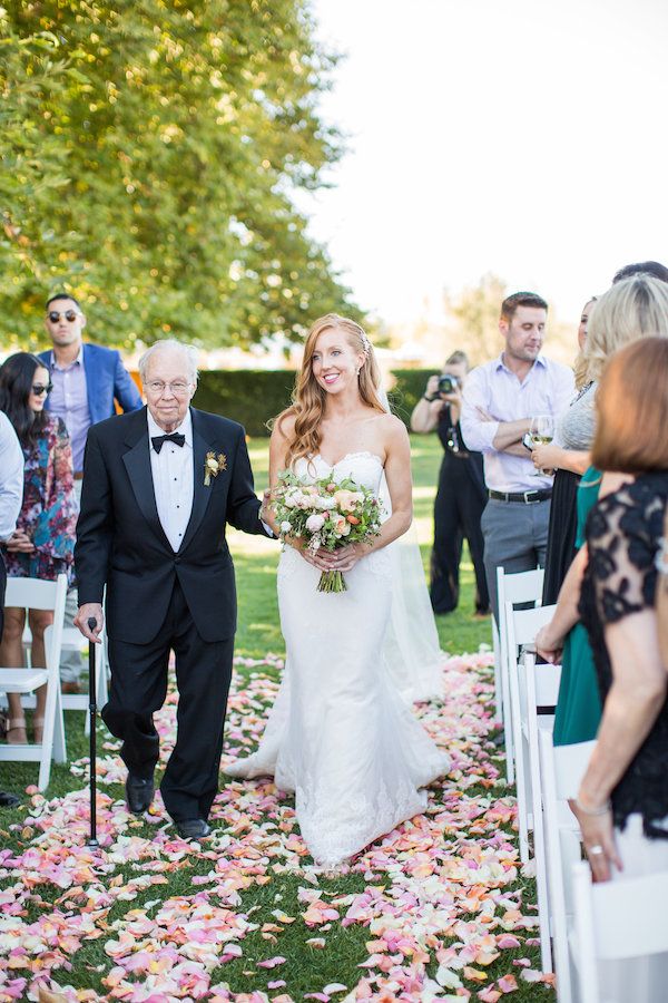  A Classic California Wine Country Wedding 