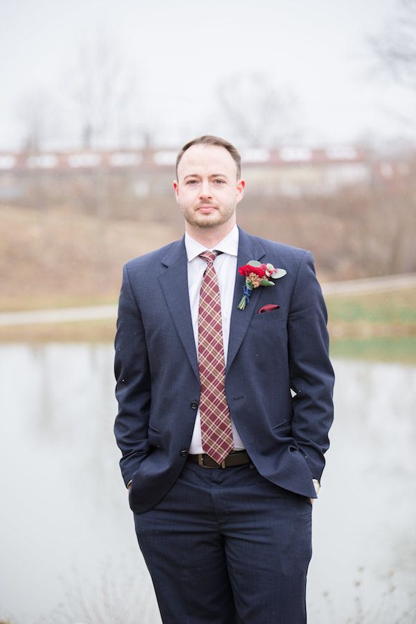  A Ruby Red Barn Winter Wedding Shoot