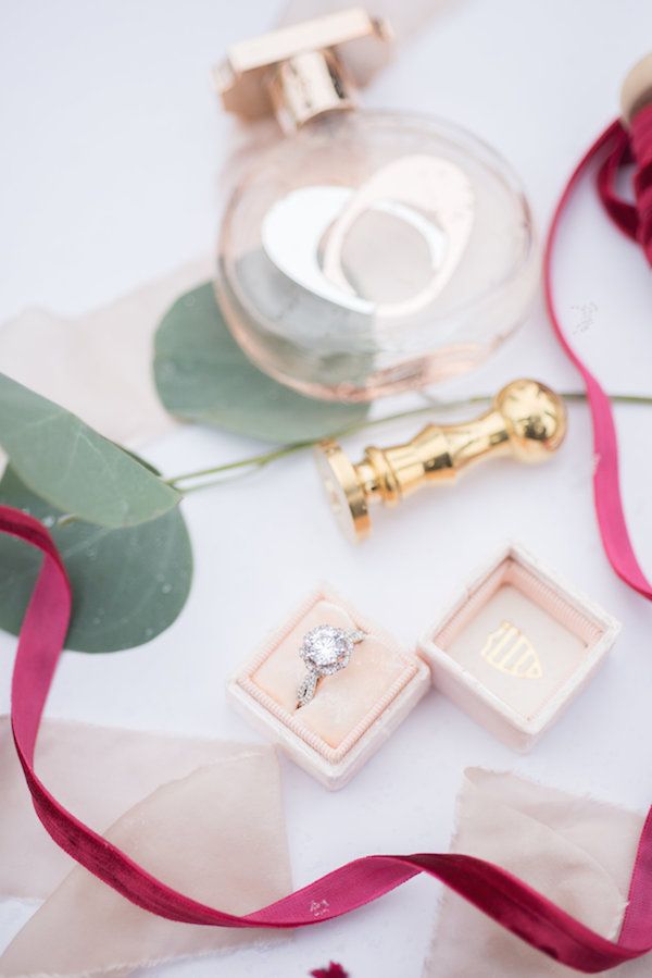  A Ruby Red Barn Winter Wedding Shoot