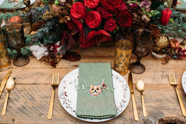  Creative Christmas Wedding Inspo + Rad Details Galore