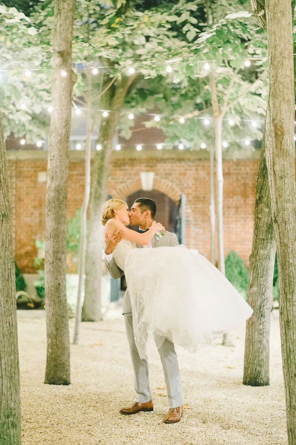  A Classic D.C. Wedding Guaranteed to Make Your Heart Skip A Beat