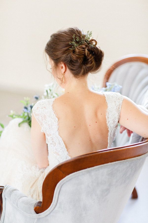Peach & Pale Blue Dairy Barn Wedding Inspo