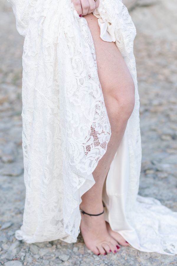  Desert Boho Travel Styled Elopement