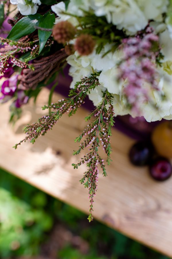  Pears & Champagne Elopement Inspiration