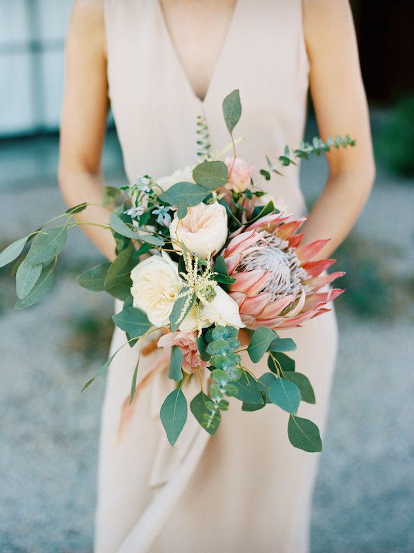  The Dreamiest Color-Filled Arizona Desert Wedding