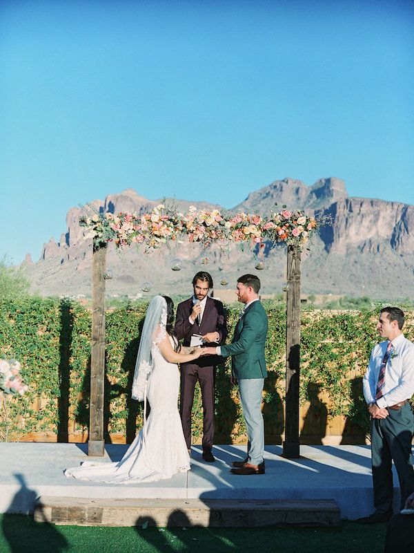  The Dreamiest Color-Filled Arizona Desert Wedding