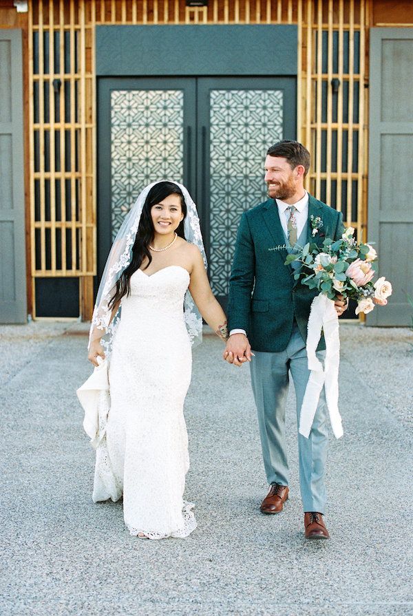  The Dreamiest Color-Filled Arizona Desert Wedding