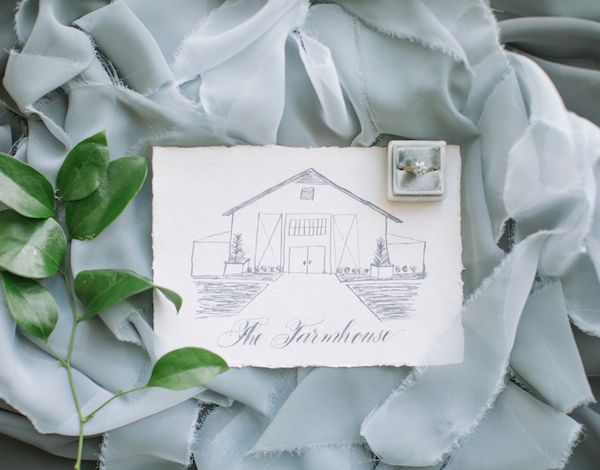  A Romantic Farmhouse Wedding with a Must-See Venue