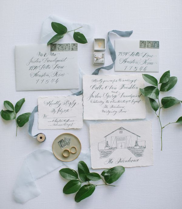  A Romantic Farmhouse Wedding with a Must-See Venue