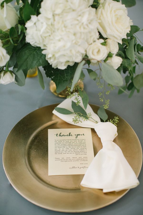 A Romantic Farmhouse Wedding with a Must-See Venue