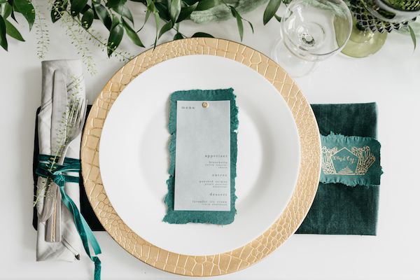  Emerald Green Inspired Bridal Inspo