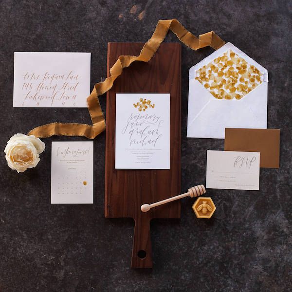  Honey Themed Farm-to-Table Kansas City Wedding Inspo