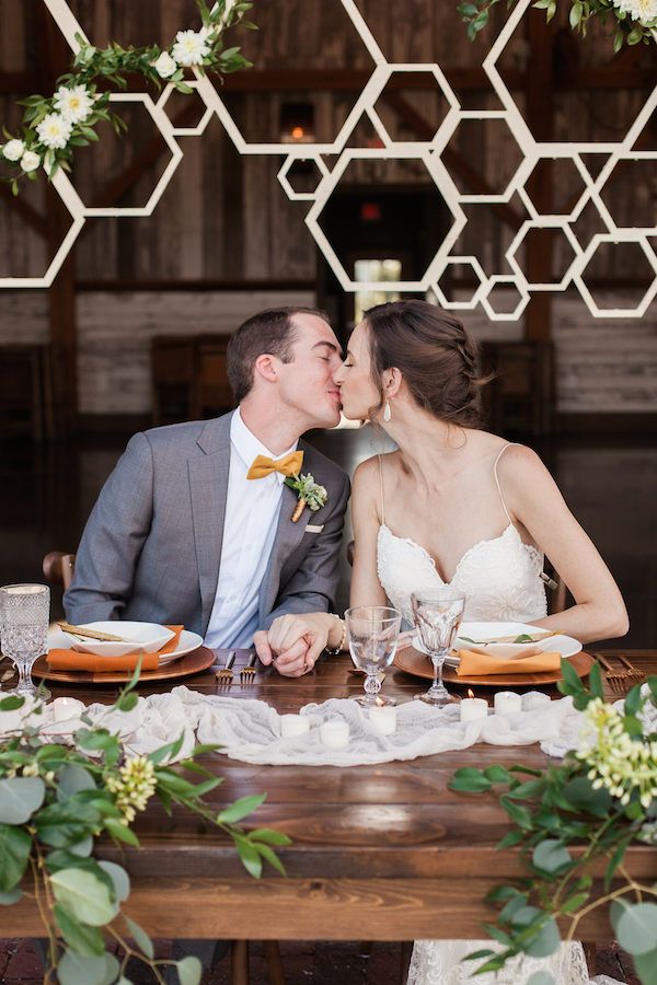  Honey Themed Farm-to-Table Kansas City Wedding Inspo