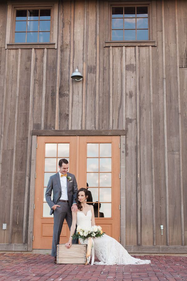  Honey Themed Farm-to-Table Kansas City Wedding Inspo