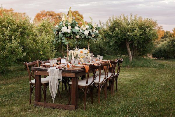  Honey Themed Farm-to-Table Kansas City Wedding Inspo