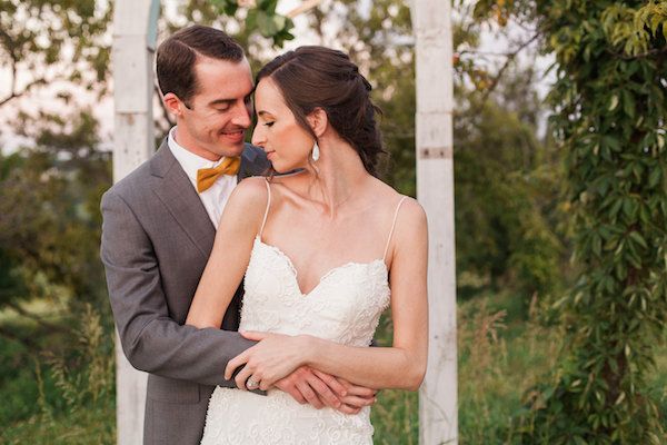  Honey Themed Farm-to-Table Kansas City Wedding Inspo