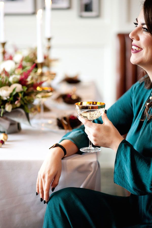 Festive Holiday Party Inspo with a Must-See Tabletop + Centerpiece Recipe
