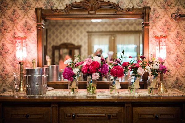  Brightly Colored Colorado Fête in Shades of Pink