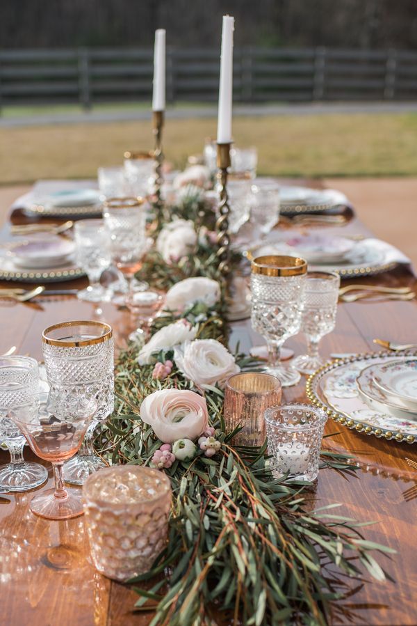  Classic Farm Southern Styled Wedding Shoot