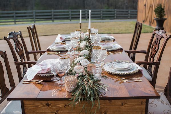  Classic Farm Southern Styled Wedding Shoot