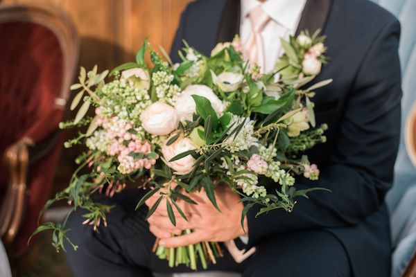  Classic Farm Southern Styled Wedding Shoot