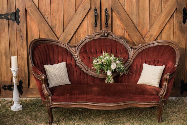  Classic Farm Southern Styled Wedding Shoot