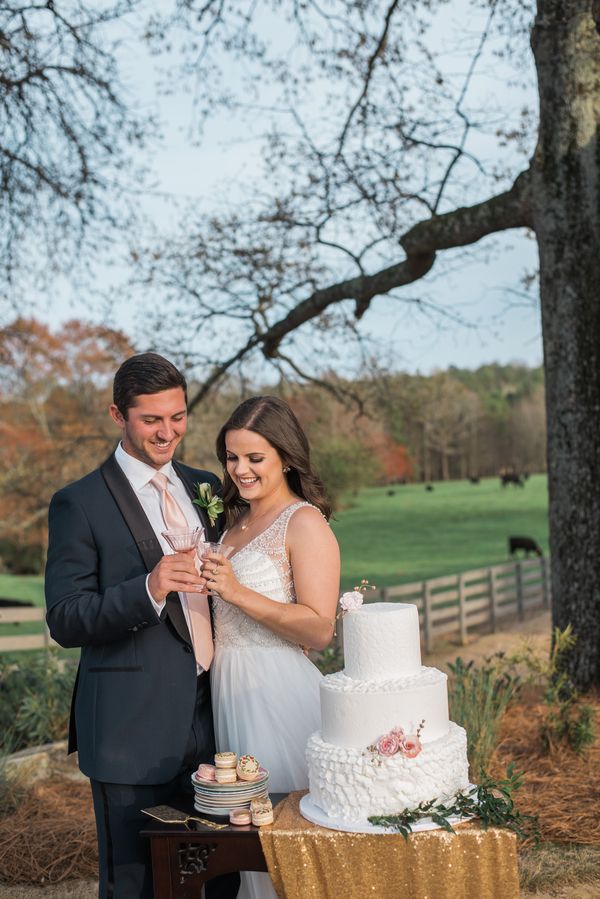  Classic Farm Southern Styled Wedding Shoot