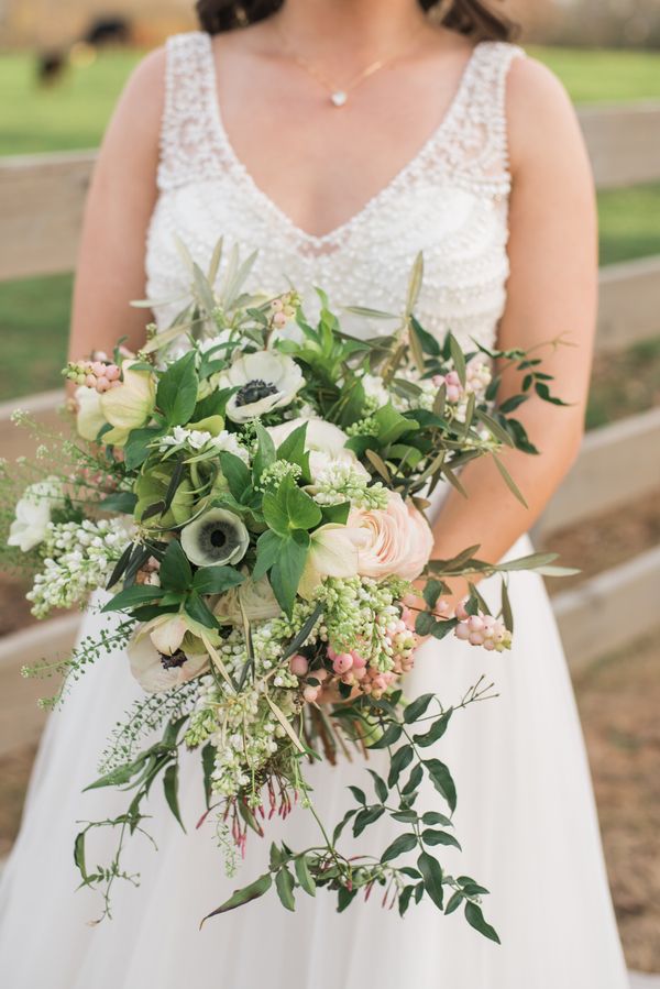  Classic Farm Southern Styled Wedding Shoot