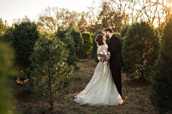  Golden Winter Elopement Inspiration