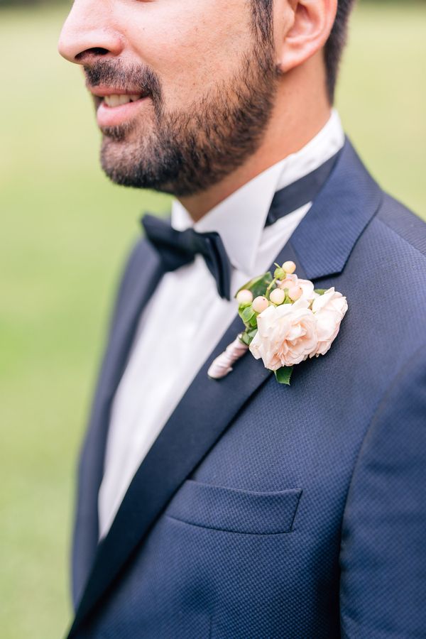  Elegant Floral-Filled Wedding in a Tuscany Villa