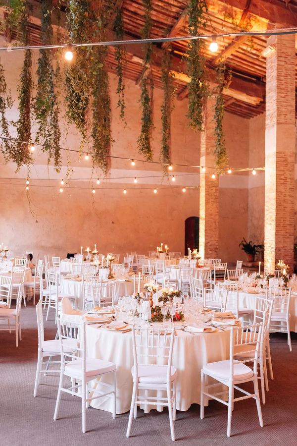  Elegant Floral-Filled Wedding in a Tuscany Villa