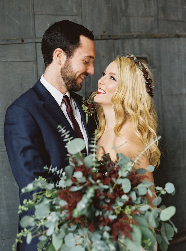  Say Hello to this Cranberry Urban Winter Wedding 