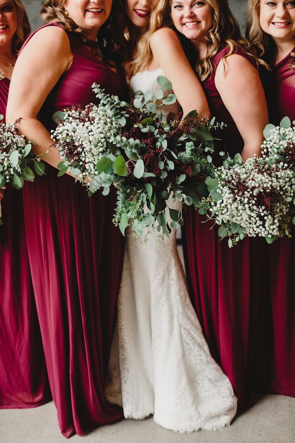  Say Hello to this Cranberry Urban Winter Wedding 