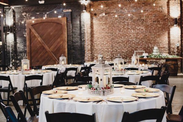  Say Hello to this Cranberry Urban Winter Wedding 