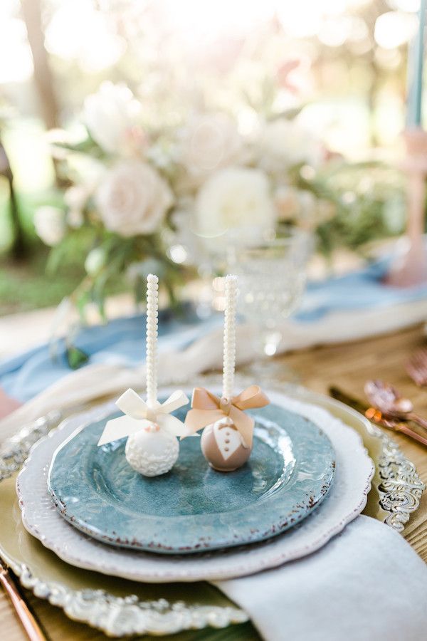  A Dusty Blue Barn Wedding with Romantic Details Galore