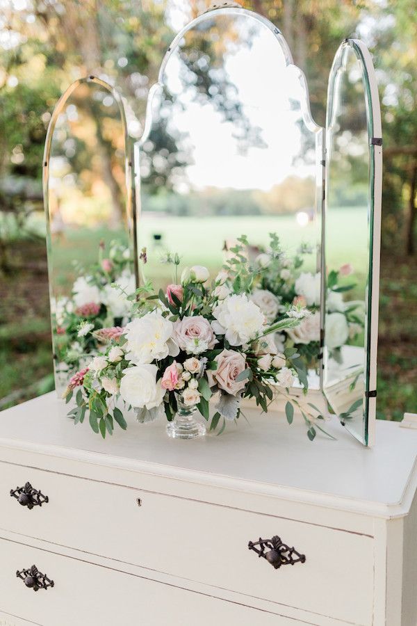  A Dusty Blue Barn Wedding with Romantic Details Galore