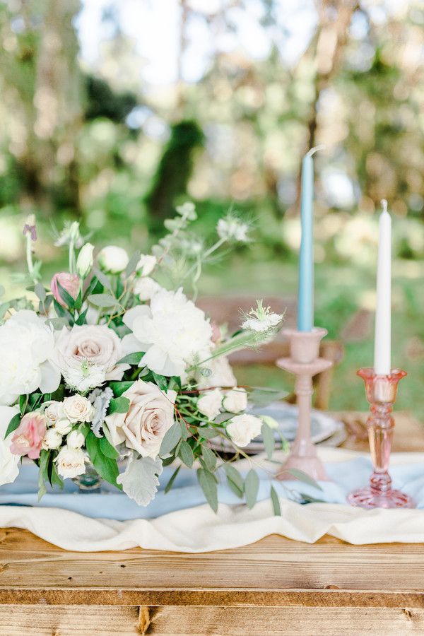  A Dusty Blue Barn Wedding with Romantic Details Galore