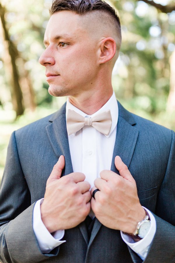  A Dusty Blue Barn Wedding with Romantic Details Galore