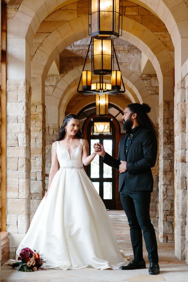  Modern Medieval Wedding Inspo Featuring Warm Candlelight 