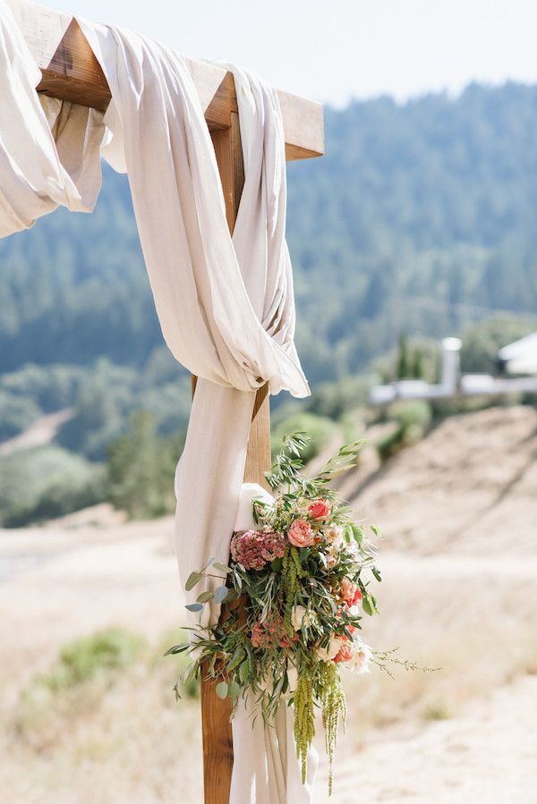  Sweet Summer Nuptials at a Private Estate in Santa Rosa, California