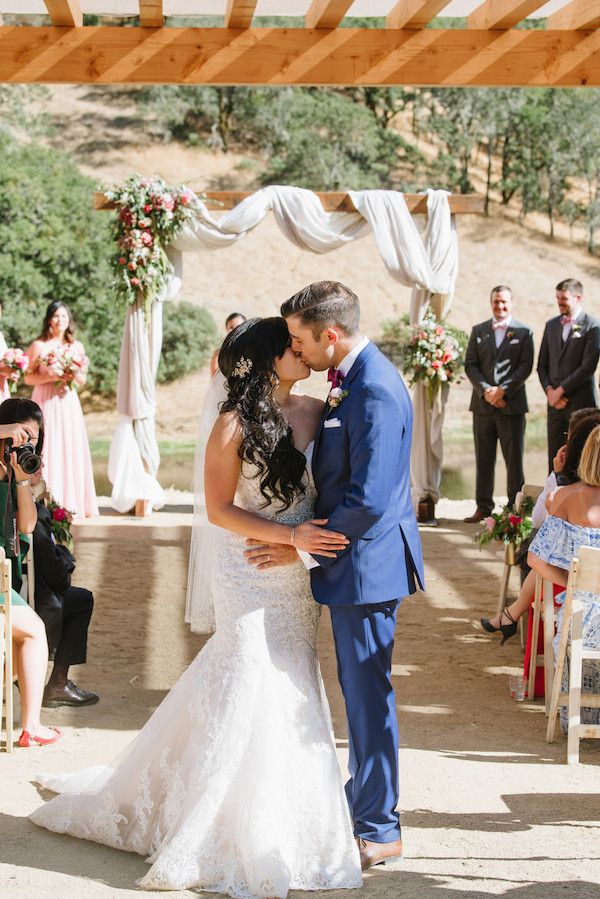  Sweet Summer Nuptials at a Private Estate in Santa Rosa, California