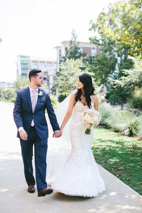  Must-See Rose Gold Bridesmaid Dresses Paired with Blush Bouquets 