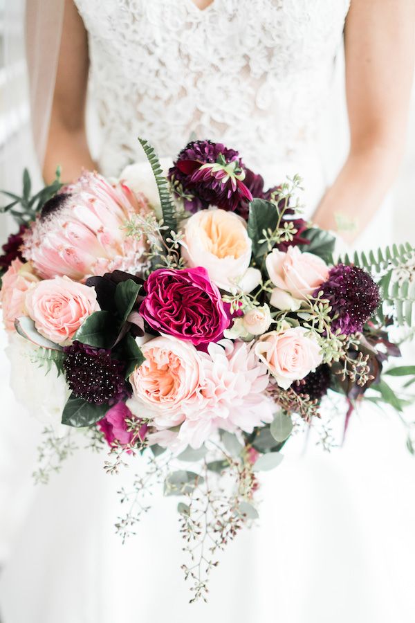  A Classic Wedding with Lush Blooms + A Must-See Wedding Dress!