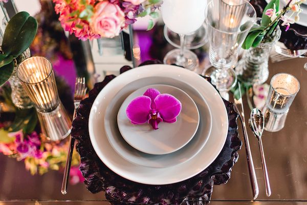  Glamorous Wedding Inspo Featuring Pantone's Color of the Year: Ultra Violet!